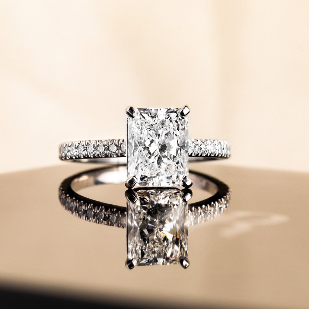 radiant cut engagement rings